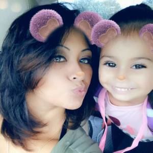 Meet your Posher, Cecilia